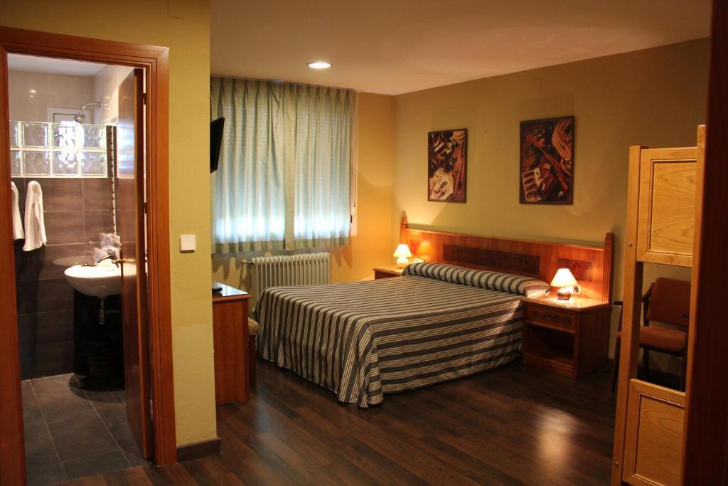 Hotel El Tablazo Villalba de la Sierra Zimmer foto